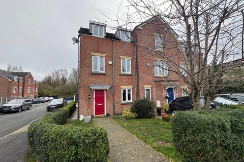 4 bedroom end of terrace house for sale, Heathlea, Hindley Green, WN2