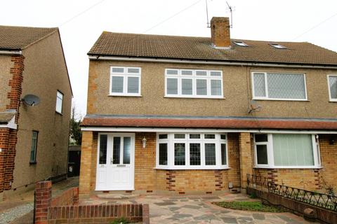 Epping Close, Romford RM7