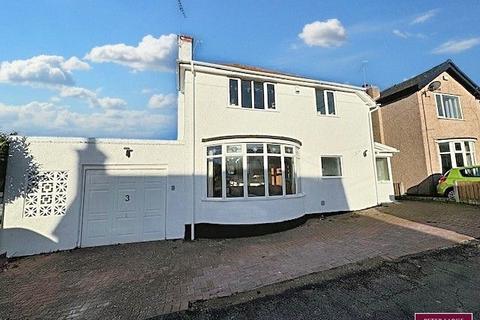3 bedroom detached house for sale, Glyn Avenue, Prestatyn, Denbighshire LL19 9NN