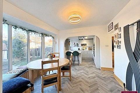 3 bedroom detached house for sale, Glyn Avenue, Prestatyn, Denbighshire LL19 9NN