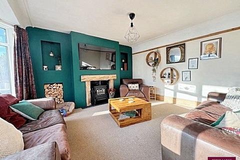3 bedroom detached house for sale, Glyn Avenue, Prestatyn, Denbighshire LL19 9NN