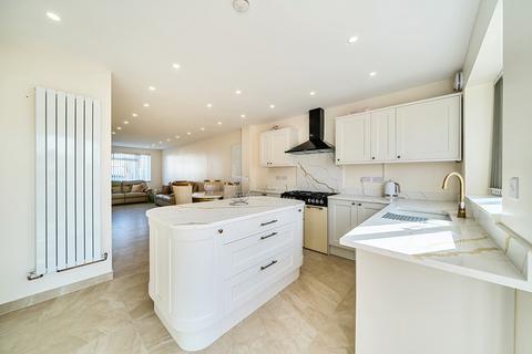 3 bedroom terraced house for sale, Canfield Drive, Ruislip