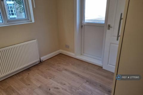 1 bedroom flat to rent, King Street, London, W6