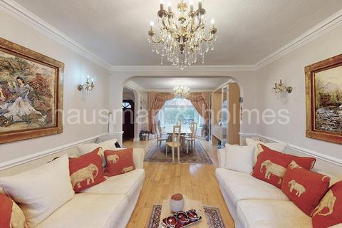 3 bedroom semi-detached house for sale, Cheviot Gardens, NW2