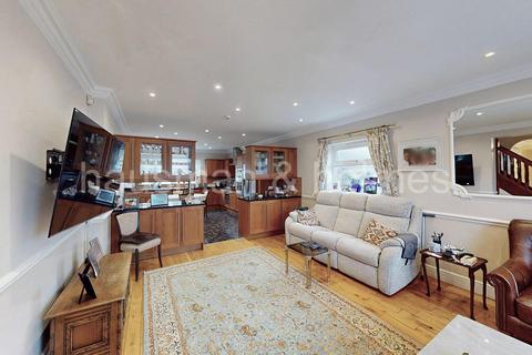 3 bedroom semi-detached house for sale, Cheviot Gardens, NW2