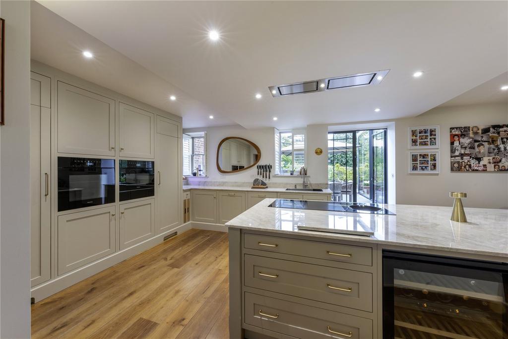 Kitchen/Breakfast