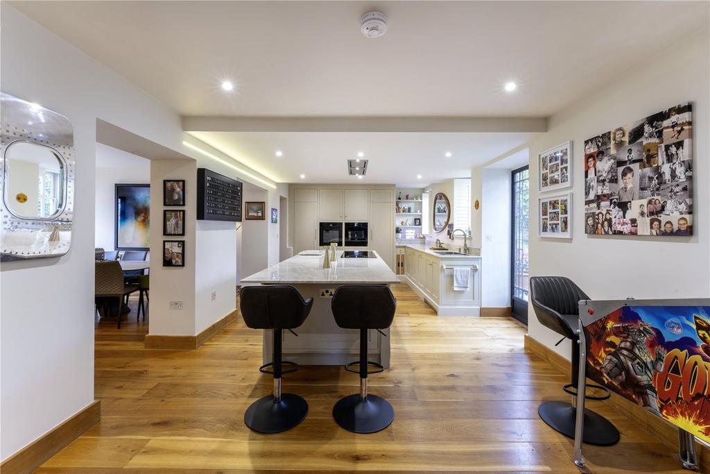 Kitchen/Breakfast