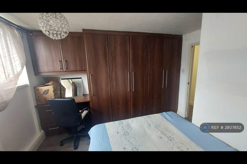Bedroom2