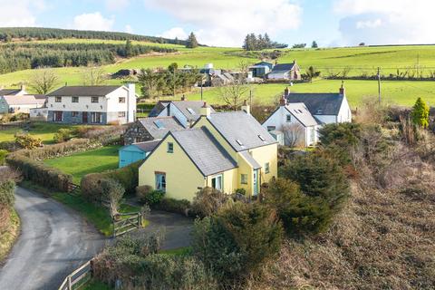 3 bedroom detached house for sale, Rosebush, Clynderwen, SA66
