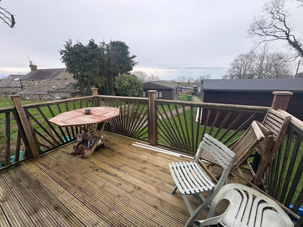 Decking.JPEG