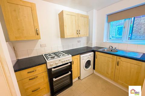 1 bedroom apartment for sale, 85 Express Drive, Goodmayes, Essex, IG3 9QQ, UK