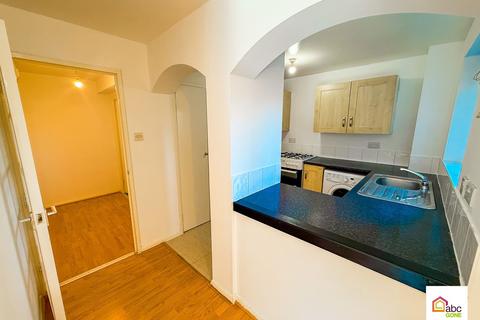 1 bedroom apartment for sale, 85 Express Drive, Goodmayes, Essex, IG3 9QQ, UK