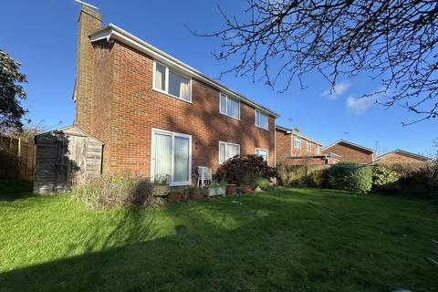 4 bedroom detached house for sale, Knoll Place, Walmer, CT14