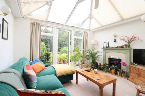 undefined, Willow Close, Marlborough, SN8 2BH