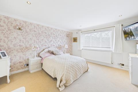 4 bedroom bungalow for sale, Fernside, Great Kingshill, Buckinghamshire