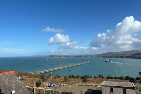 3 bedroom terraced house for sale, 86 Harbour Village, Goodwick, SA64 0DZ