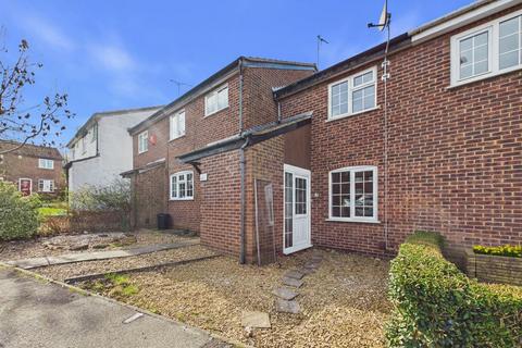 3 bedroom detached house to rent, Burton Close, Leicester LE2