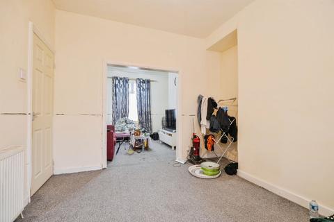 2 bedroom end of terrace house for sale, Tarring Street, Stockton-On-Tees