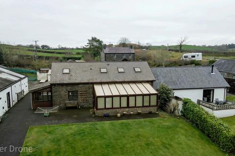 4 bedroom equestrian property for sale, Llanrhystud SY23