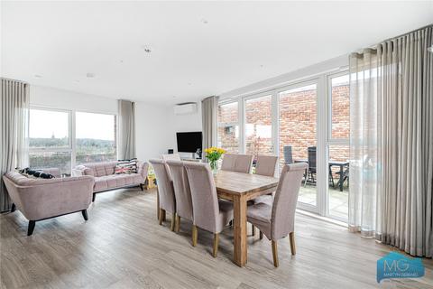 undefined, Edgewood Mews, London, N3