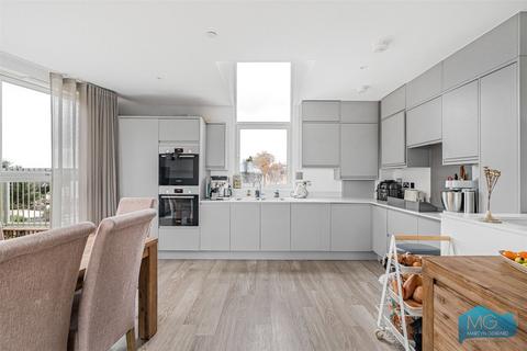 undefined, Edgewood Mews, London, N3
