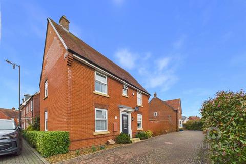 Turnside Street, Buckinghamshire MK18