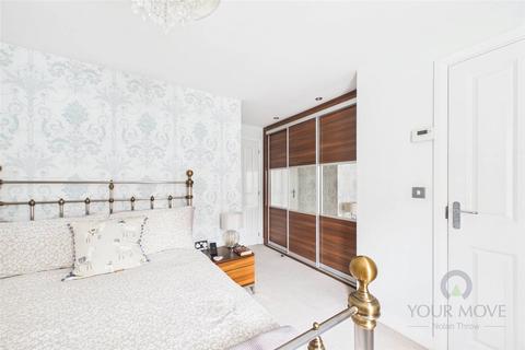 3 bedroom detached house for sale, Turnside Street, Buckinghamshire MK18