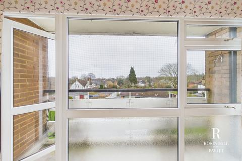 2 bedroom flat for sale, Shirley Road, Wallington, SM6