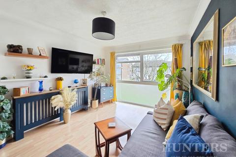 undefined, Chiswick Close, Beddington