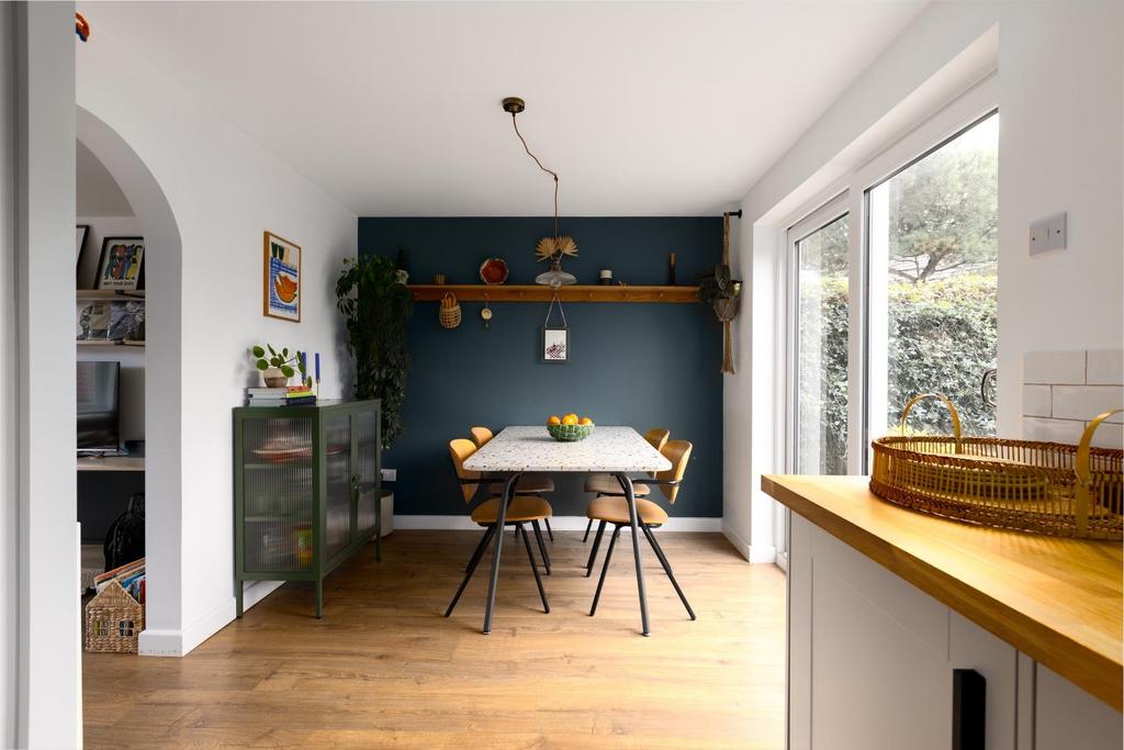 14 Brock End, BS20-32.jpg