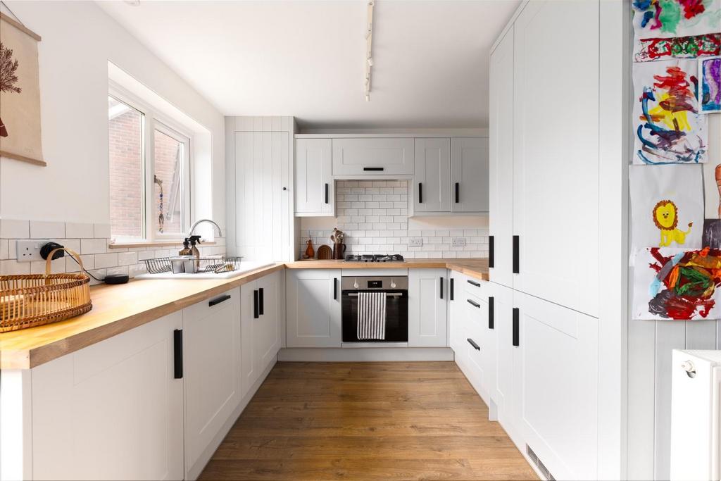 14 Brock End, BS20-35.jpg
