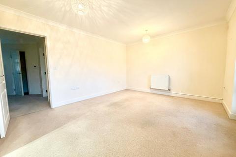 1 bedroom flat to rent, College Square, Westgate, Kent, CT8