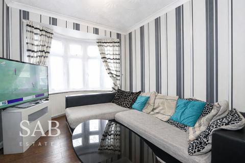 undefined, Laburnum Grove, Southall, UB1