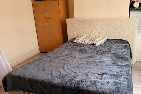 2 bedroom flat to rent, Stoney Stanton Road, Coventry CV1