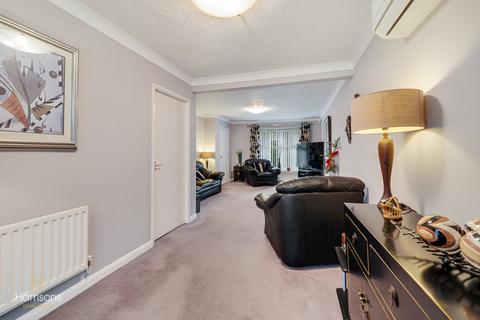 4 bedroom detached house for sale, Sonning Drive, Bolton, BL3