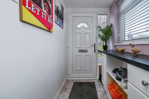 undefined, Kensington Gardens, Nottingham, NG4