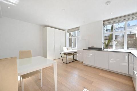 1 bedroom property to rent, Carter Lane, London, EC4V
