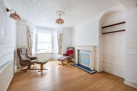 3 bedroom terraced house for sale, Sussex Road, Lowestoft
