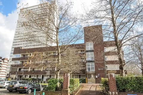 1 bedroom flat for sale, Gransden House, London SE8