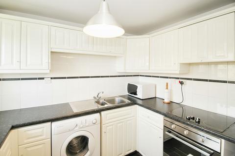 1 bedroom apartment to rent, Newcombe Rise, Yiewsley, UB7