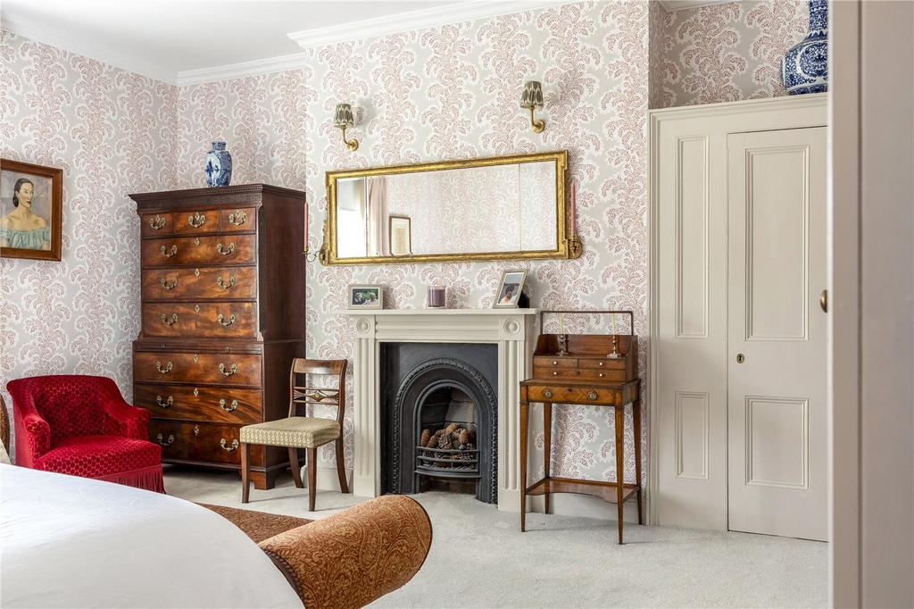 Main Bedroom