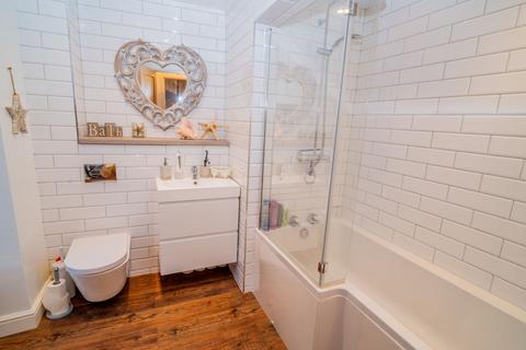 2 bedroom cottage for sale, Llanon, SY23