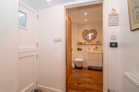2 bedroom cottage for sale, Llanon, SY23