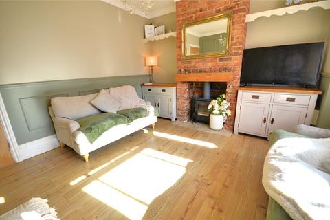 2 bedroom semi-detached house for sale, East Grinstead, West Sussex, RH19
