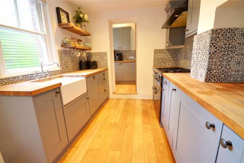 2 bedroom semi-detached house for sale, East Grinstead, West Sussex, RH19
