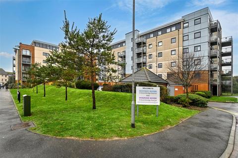 2 bedroom flat for sale, Groombridge Avenue, Eastbourne