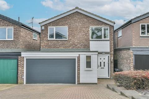 Willowdene Court, Warley, Brentwood
