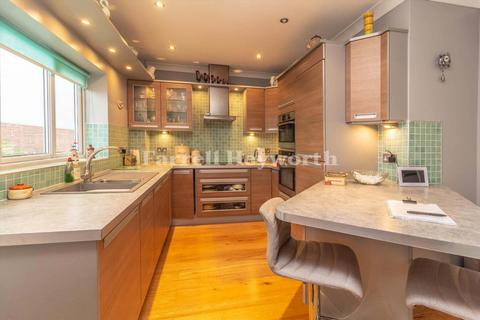 2 bedroom flat for sale, Bay View Apartments, Knott End On Sea FY6