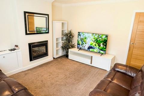 2 bedroom end of terrace house for sale, Bankdale Road, Birmingham, West Midlands, B8