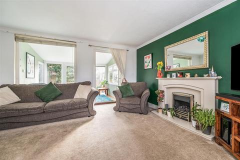 3 bedroom detached house for sale, Winifred Road, Waterlooville